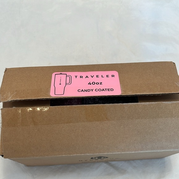 HydroJug Candy Coated Traveler 40 oz - Picture 11 of 12